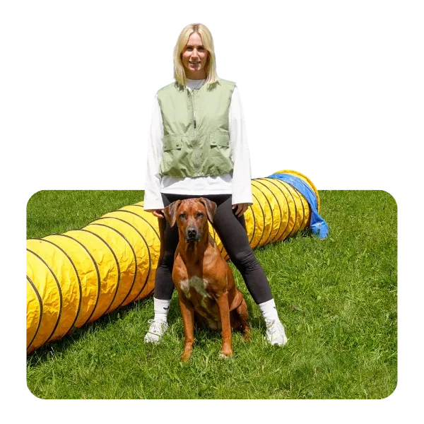 Caro Wolf mit Hund